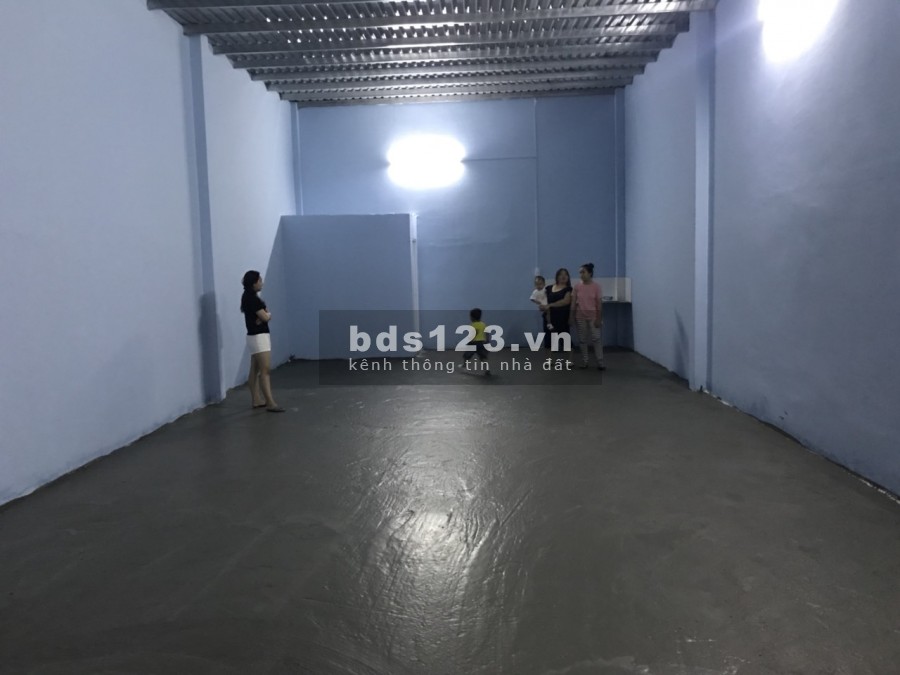 Cần bán nhà sát đường Võ Văn Kiệt, rộng rãi, thoáng mát, DT 6m x 14m, giá 6 tỷ