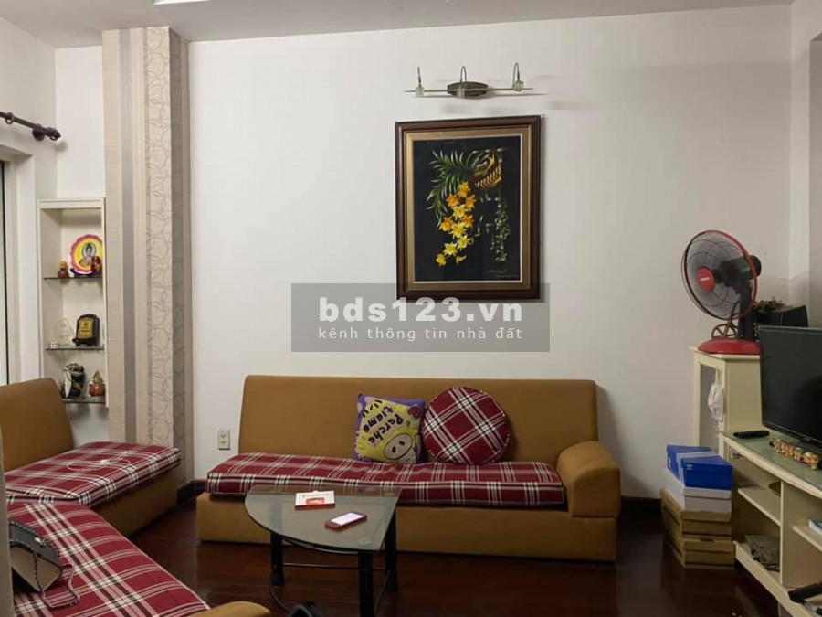 Nhà rộng rãi, đáng mua, rộng 44m2, ngang 4,5m, Đất Thánh, Tân Bình, giá bán 5 tỷ
