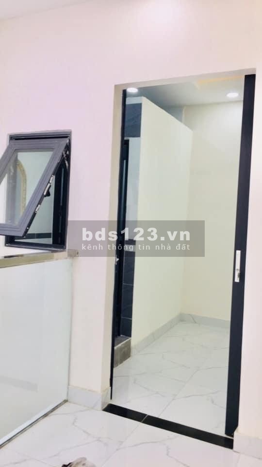 4 tỷ hơn có ngay nhà Điện Biên Phủ, gần Quận 1 diện tích sử dụng 60m2, 3 phòng ngủ