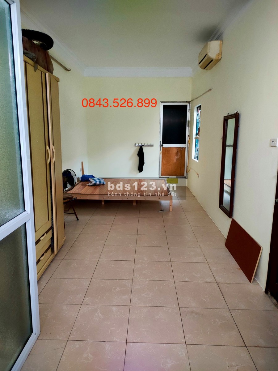 Bán nhà mặt phố Bùi Ngọc Dương, vỉa hẻ kinh doanh chưa đến 160tr/m.