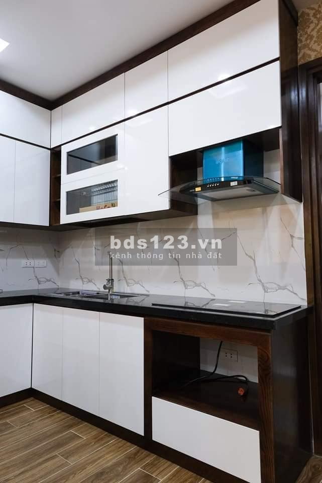 Bán nhà, liên kề Văn Khê sát Tố Hữu, ở sướng, kinh doanh đa ngành, dt 50m2, 5 tầng, giá 5.6 tỷ