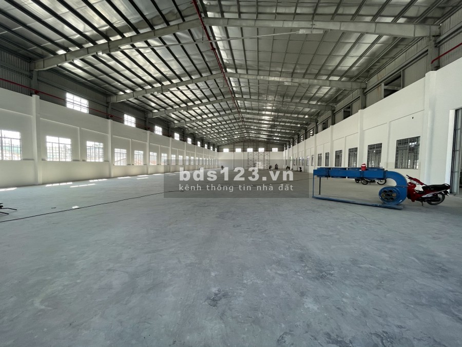 Cho thuê kho xưởng 2000m2 Quốc Lộ 13- P. Hiệp Bình Phước - TP. Thủ Đức