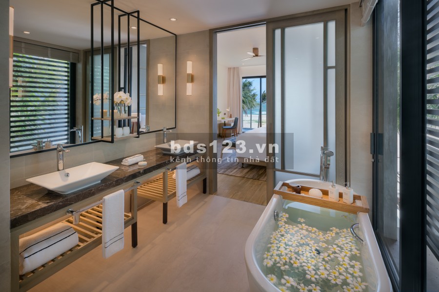 Bán gấp căn villa 2PN view hồ tại Melia Hamptons Hồ Tràm