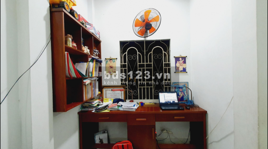 Tôi muốn Bán Nhà sạch đẹp, DT: 32m2, 2 Tầng, đường Nguyễn Súy, Tân Phú.