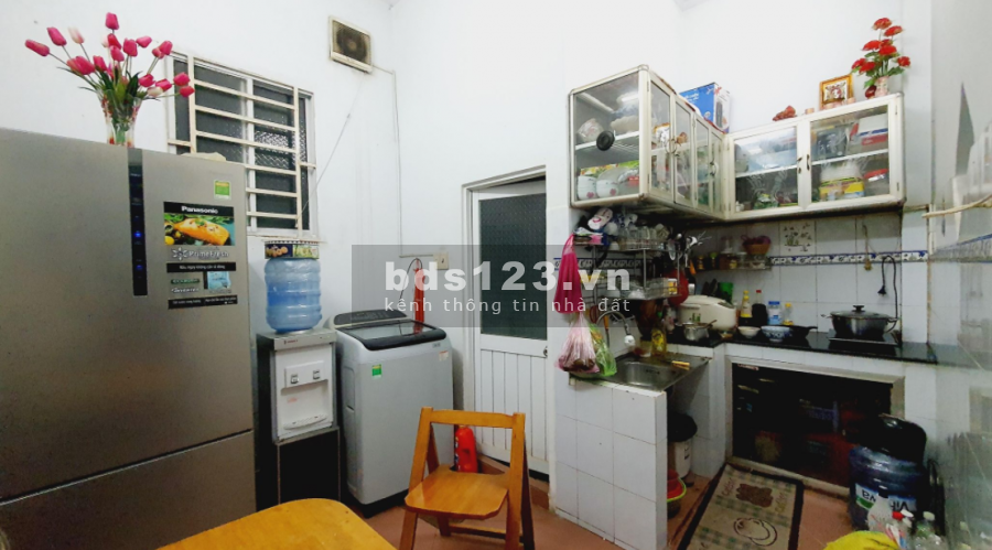 Tôi muốn Bán Nhà sạch đẹp, DT: 32m2, 2 Tầng, đường Nguyễn Súy, Tân Phú.