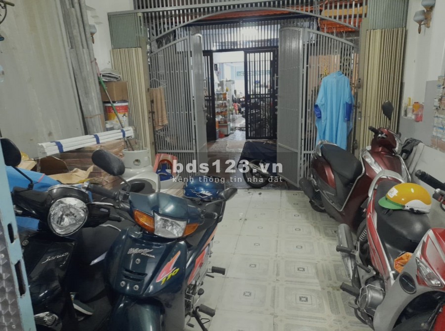 Bán nhà diện tích 86m2 2 tầng hxh Gò Dầu, Tân Phú sát mặt tiền giá bán chỉ 7 tỷ 5, lhcc