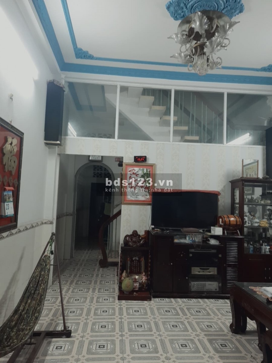 Bán nhà diện tích 86m2 2 tầng hxh Gò Dầu, Tân Phú sát mặt tiền giá bán chỉ 7 tỷ 5, lhcc