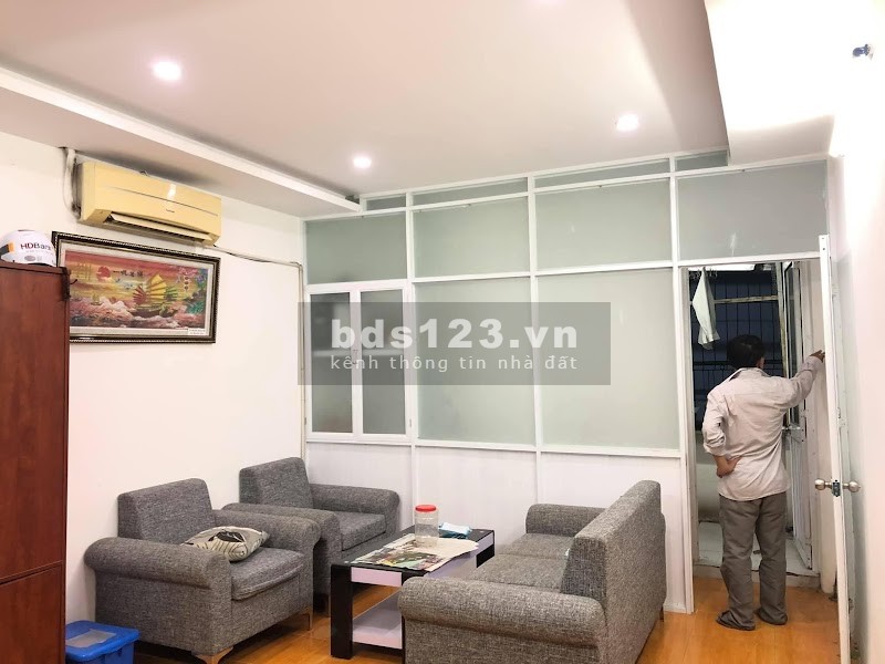 Nhà Mặt Tiền Đường Lê Hồng Phong Quận 10 diện tích 4x10m nở hậu giá bán 8,9 tỷ