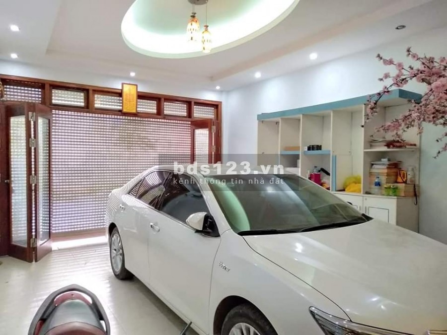 Bán nhà Ao Sen, Hà Đông, Phân lô, Ô tô tránh, 80m2, 8 Tỷ