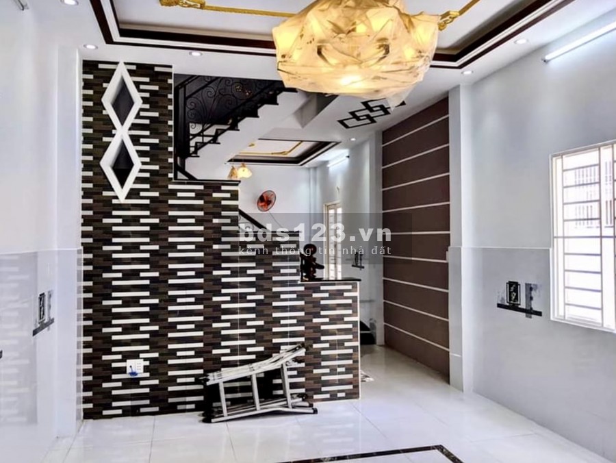 Nhiều tiện ích dt 31m2, trung tâm Phú Nhuận, đường Nguyễn Đình Chiểu, giá 3.8 tỷ