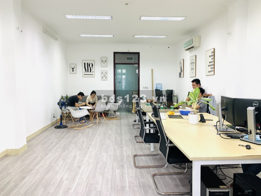 Chỉ còn trống duy nhất 01 sàn VP 65m2 tại Phố Duy Tân - Cầu Giấy, giá chỉ 10tr/tháng