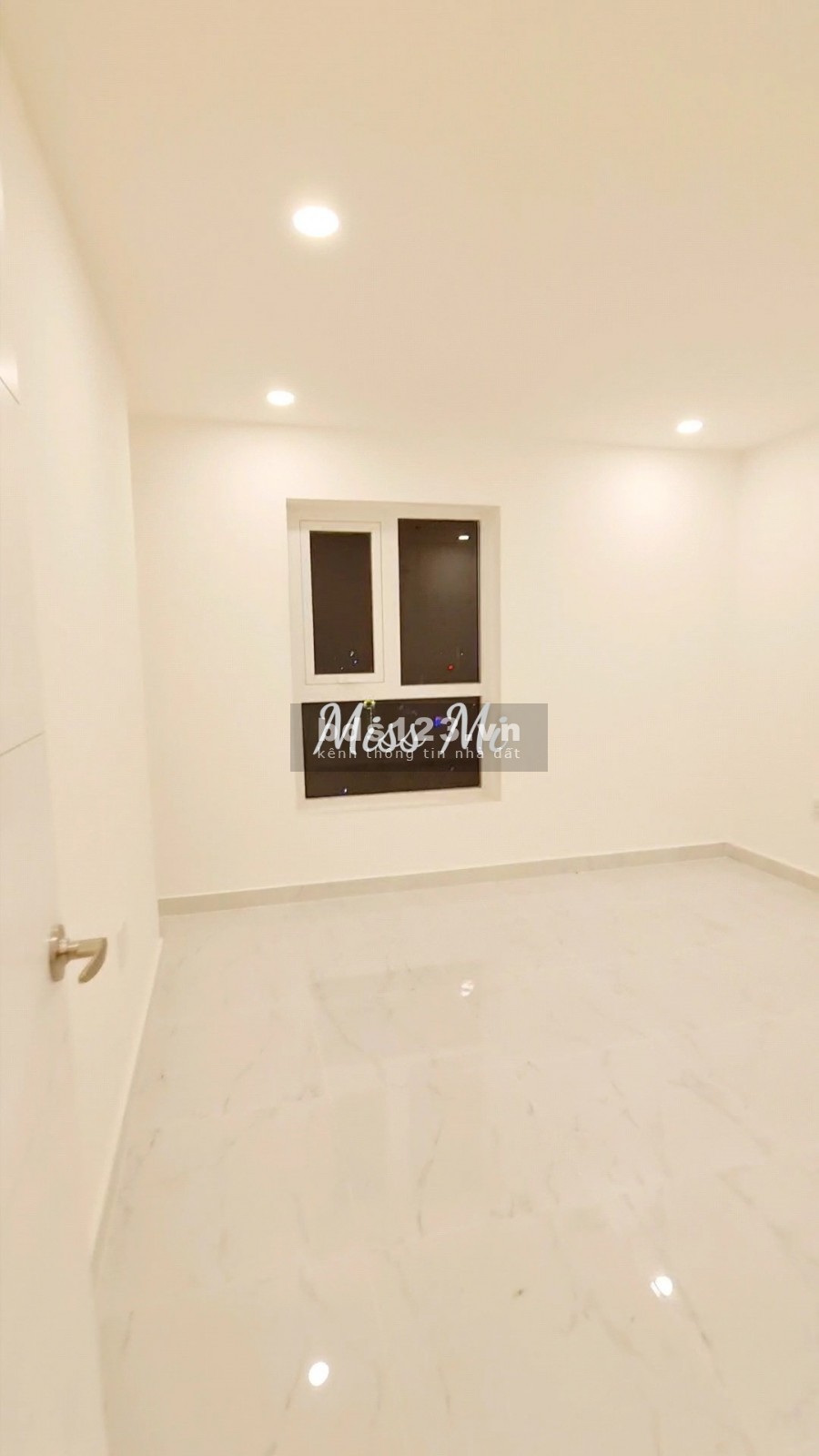 Kẹt covid bán gấp CH Terra Royal 58m2, giá 4,6 tỷ, 2PN, bán lỗ thấp hơn giá vốn. LH PKD chủ đầu tư
