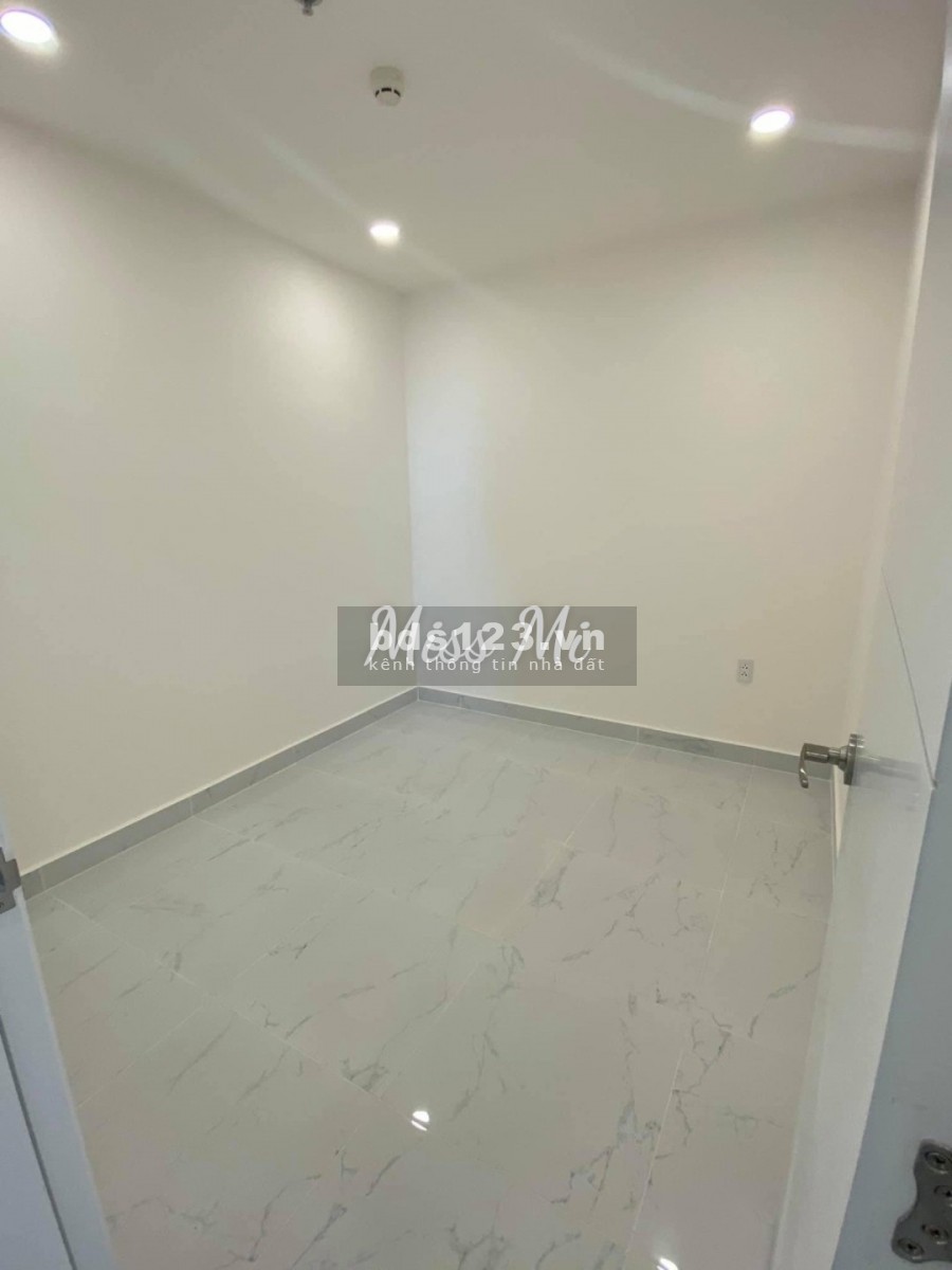 Kẹt covid bán gấp CH Terra Royal 58m2, giá 4,6 tỷ, 2PN, bán lỗ thấp hơn giá vốn. LH PKD chủ đầu tư