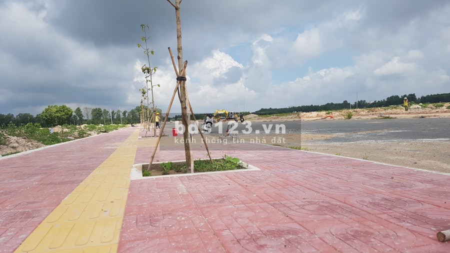 Đất Nhơn Trạch diện tích sử dụng 100M2 thổ cư đường 25C trung tâm Nhơn Trạch