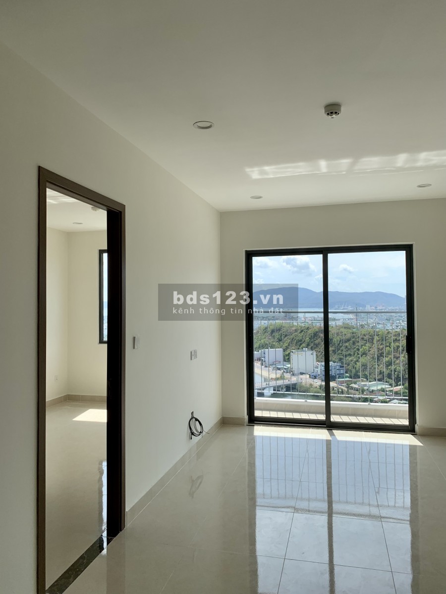 Chính chủ cần bán căn chung cư Ecolife 2 pn, hướng Đông Nam, view siêu đẹp, giá rẻ