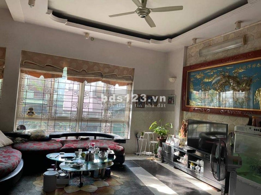 Chủ bán Biệt thự sân vườn, 3 thoáng dt 90m2, Mt 7,5m, Hồng Tiến, Long Biên, nhỉnh 8 tỷ, 0975299567