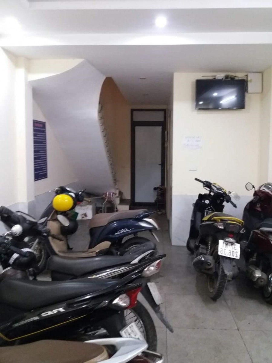 Dòng tiền căn hộ ngõ 215 Triều Khúc Thanh Xuân, dt 60m2, 6 tầng giá 6.3 tỷ, lãi suất 500 triệu/năm