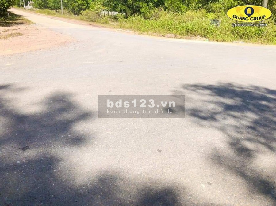 Bán đất ngay cạnh khu công nghiệp Quán Ngang, giá chỉ 380 triệu ngang công chứng