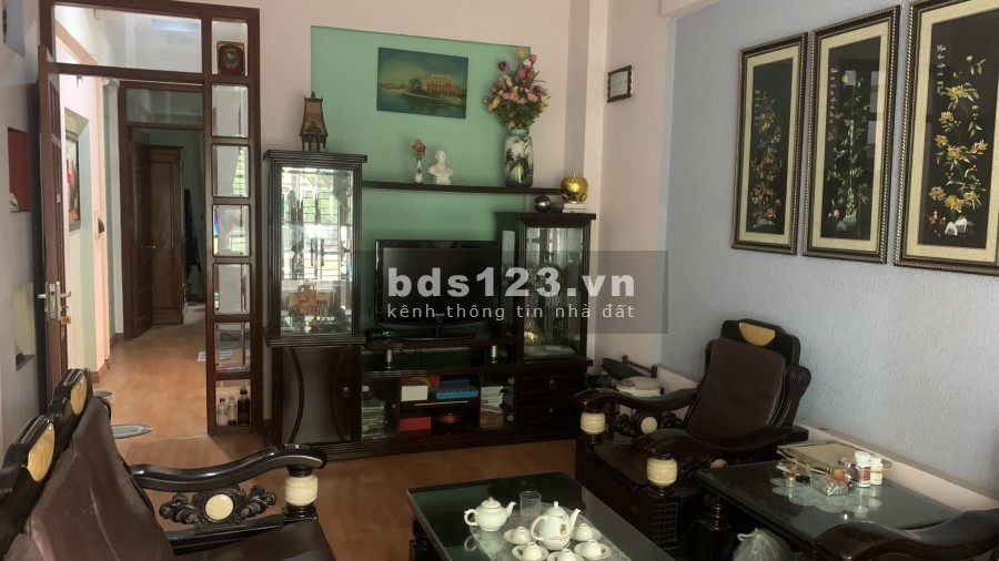 Bán nhà quận Cầu Giấy ô tô vào nhà 50m2 giá 6.8 tỷ Lh 0386380199
