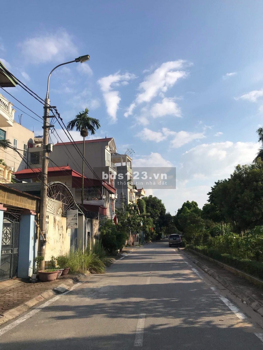 Bán nhanh diện tích sử dụng 100m2 đất 31Ha Trâu Quỳ Gia Lâm, liên hệ 0983253436