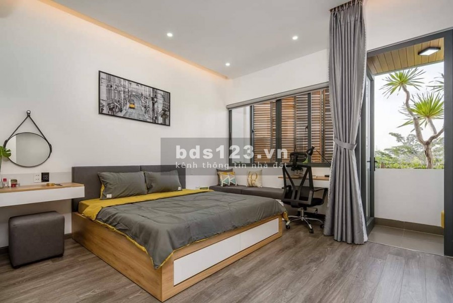Độc nhất phố Xã Đàn, mặt ngõ ô tô kinh doanh sầm uất ngày đem, dt 62m2, giá chỉ 4 tỷ hơn