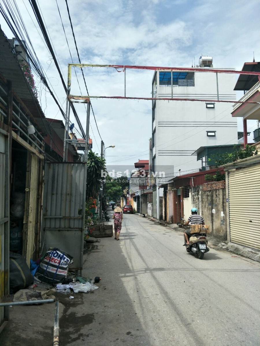 Bán gấp đất mặt ngõ chính Thạch Bàn 72m2, mặt tiền 4.5m, giá 5.5 tỷ KD đỉnh, Ô tô tránh.