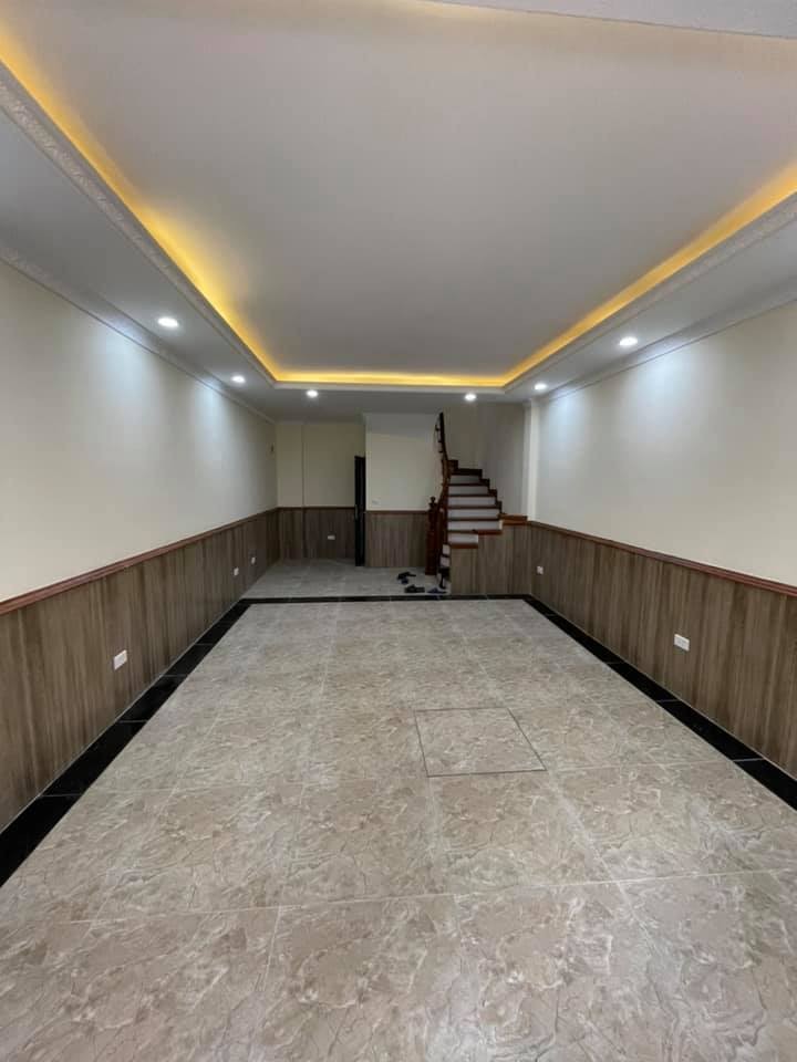 Chủ cần bán gấp nhà Mỗ Lao, Hà Đông, gần phố, tiện ích Làng VKCA, dt 33m2, giá bán 3 tỷ
