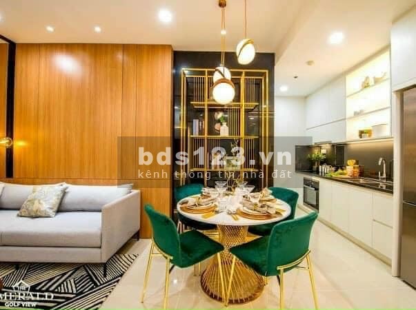 Sang nhượng căn EGV. 22 - 02, view sân golf và view hồ bơi, căn 2PN + 1WC, rẻ hơn giá CĐT 100 triệu