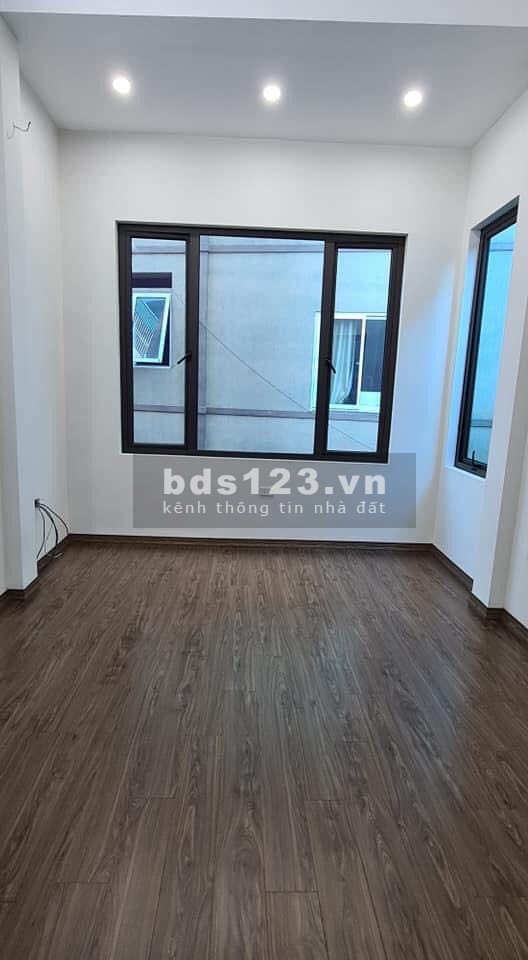 Bán Nhà Bạch Đằng diện tích sử dụng 35m2 4 tầng nhà đẹp long lanh giá 3X tỷ
