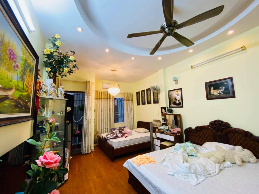 Nhà đẹp phố Thịnh Hào, Quận Đống Đa, diện tích 47m2, 6 tầng giá bán chỉ 5 tỷ, sổ sẵn