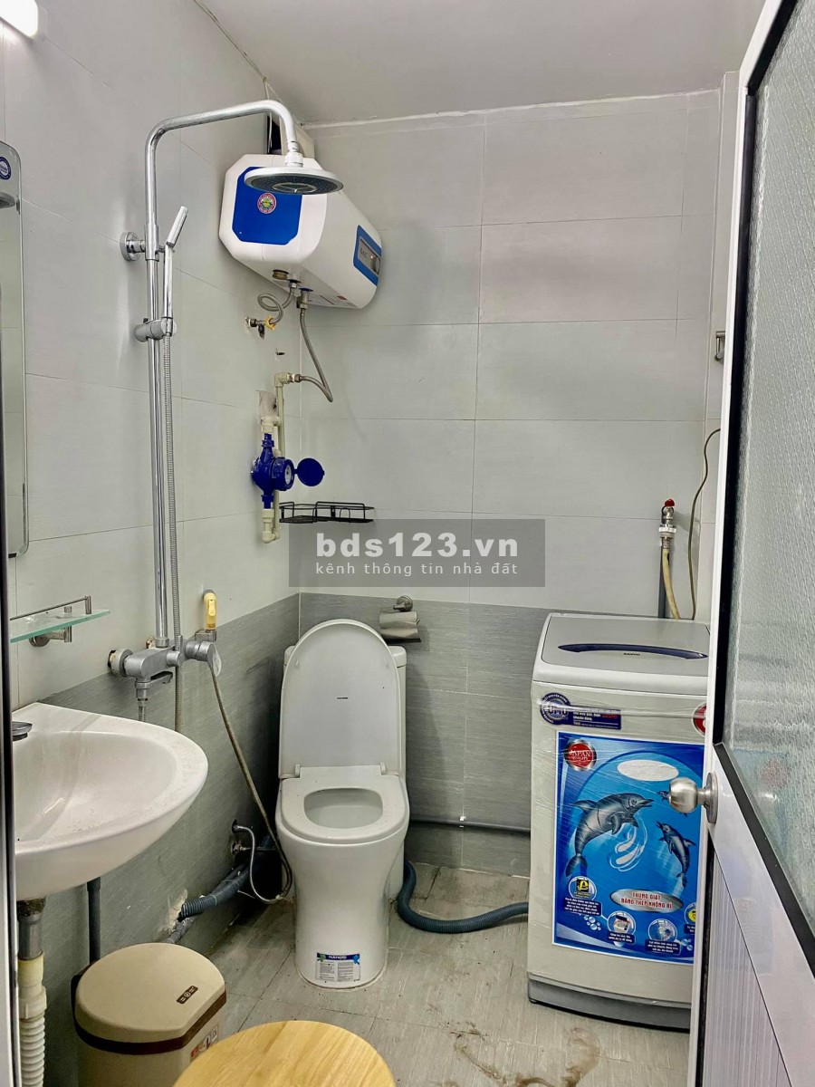 Doanh thu hơn 30 triệu/ tháng, phố Vọng 10 Phòng thuê diện tích 60m2, giá hơn 5 tỷ, 098.724.0775