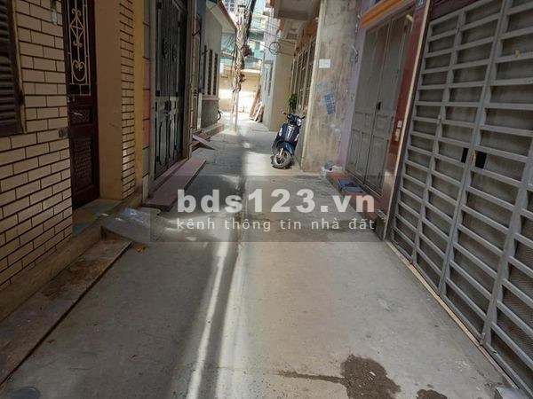Bán nhà Gia Quất dt 81m2 nhà 2 tầng mặt tiền 3.3m2, giá chỉ 3.25 tỷ, tặng thêm 40m2