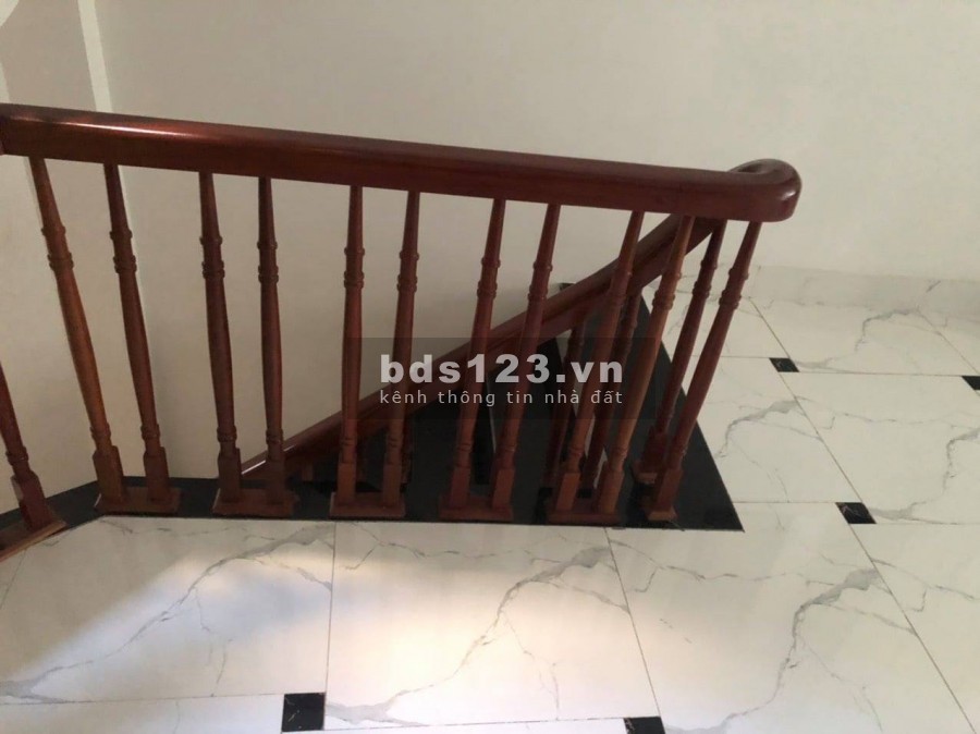 Nhà nguyên căn siêu đẹp Hồ Tùng Mậu, Cầu Giấy, 5 tầng mới gara ô tô 7 chỗ giá hợp lý