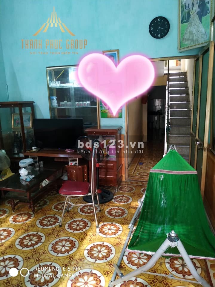 Nhà 2 tầng nguyên căn phố Văn Miếu Hải Thượng Lãn Ông cần bán gấp, khu dân trí cao