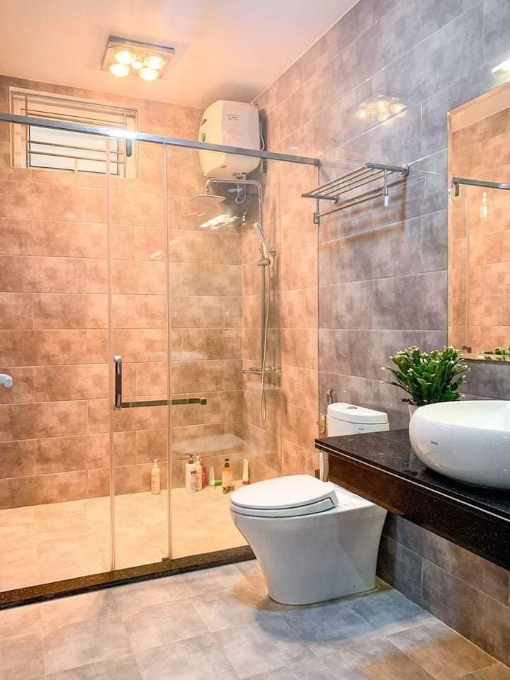 Cần bán liền kề An Hưng diện tích sử dụng 90m2 đúc kiên cố 5 tầng giá bán 9.6 tỷ, sổ sẵn