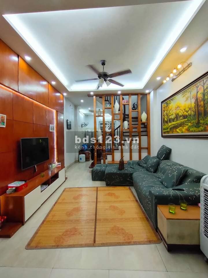 Bán nhà cực phẩm Phan Huy Ích, Tân Bình, hẻm xe hơi, diện tích 40m2 giá hời