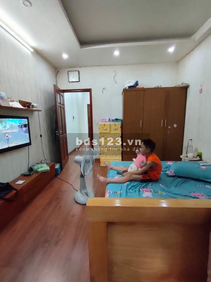 Bán nhà cực phẩm Phan Huy Ích, Tân Bình, hẻm xe hơi, diện tích 40m2 giá hời