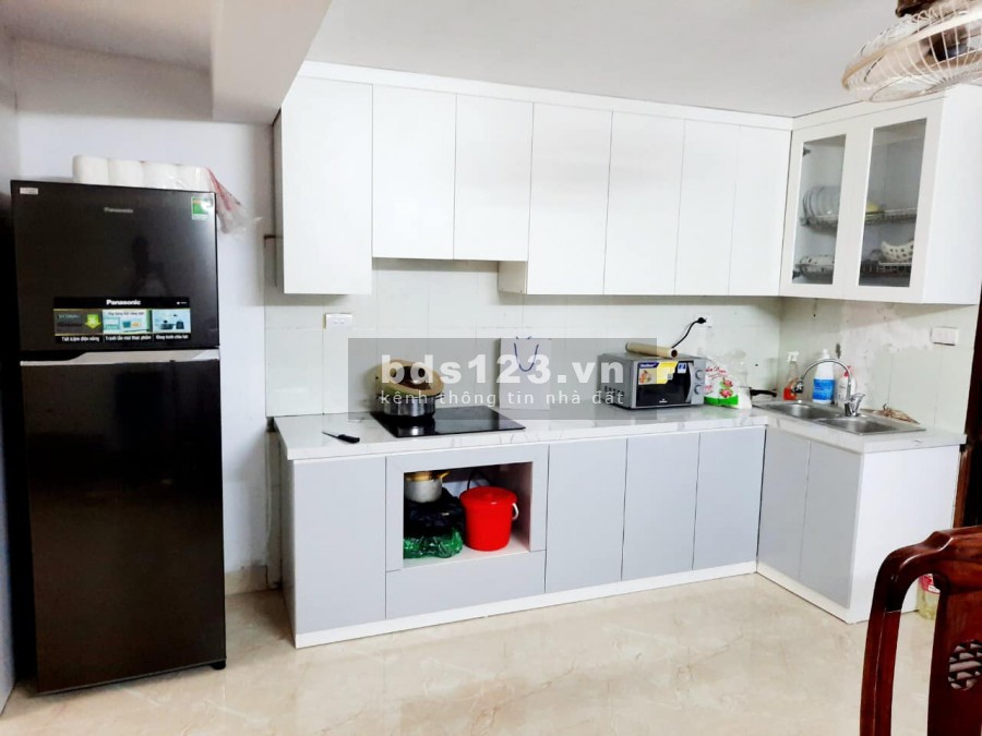 Nhà đẹp phố Khương Trung, ngõ rộng diện tích sử dụng 41m2, 4 tầng, giá bán 3,1 tỷ