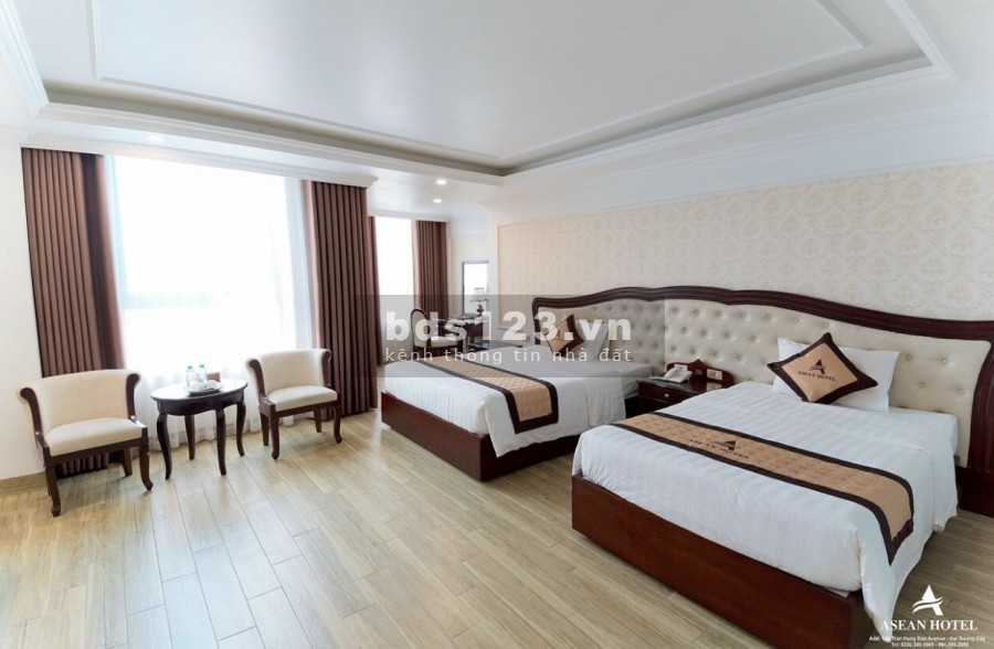 Bán 2 căn khách sạn Asean TP Hải Dương, dt 1000m2, vị trí cực đắc địa, 46 phòng, giá cực tốt