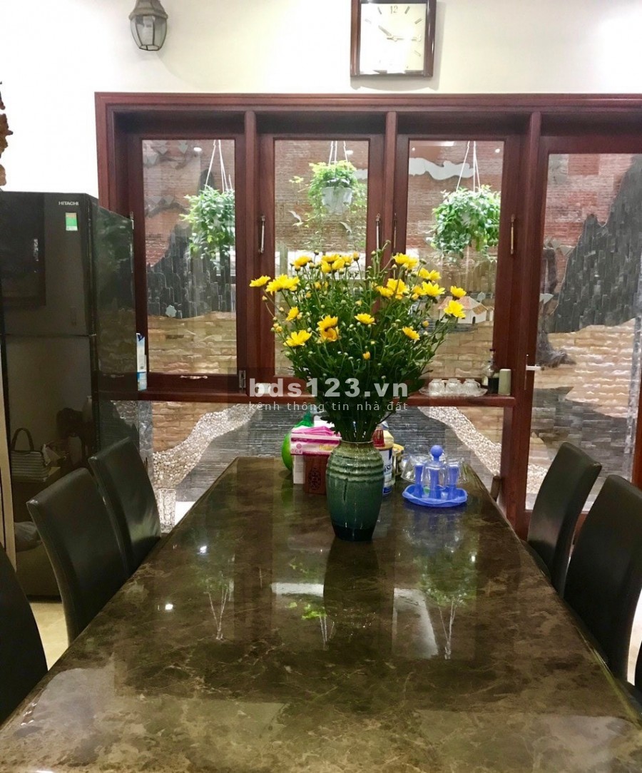 Bán LK Nguyễn Văn Lộc Mộ Lao diện tích 90m2, 4 tầng, nhà đẹp ở ngay giá bán 11 tỷ