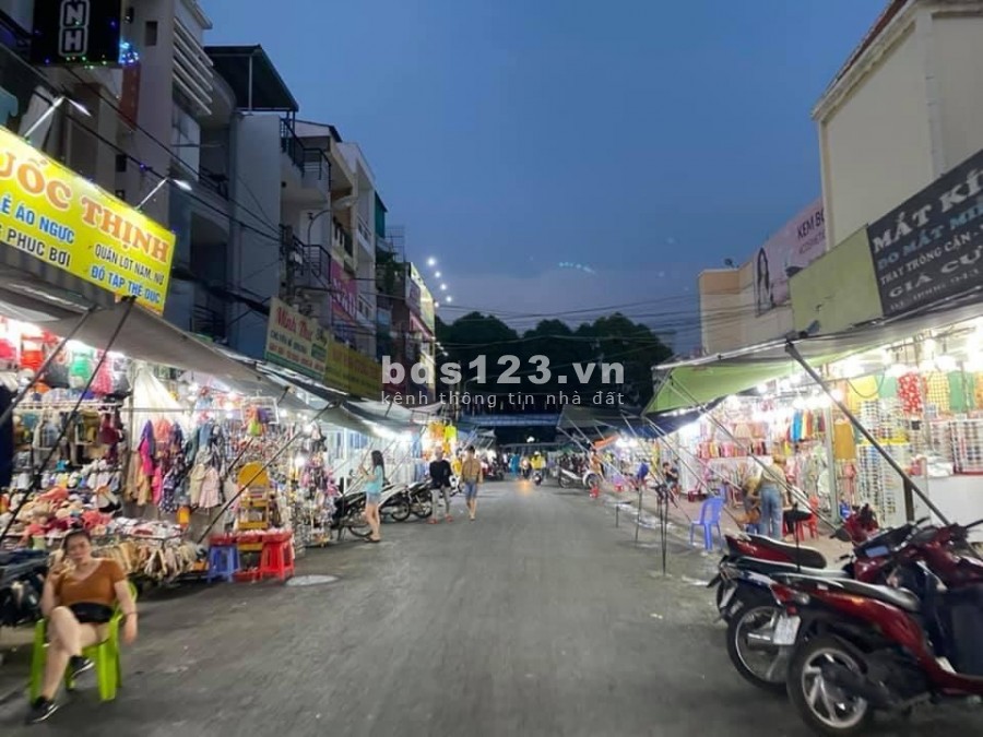 Bán nhà HXH Quang Trung, Gò Vấp, kinh doanh, cho thuê, 4 tầng, 5 PN, dt 90m2, giá 13.8 tỷ