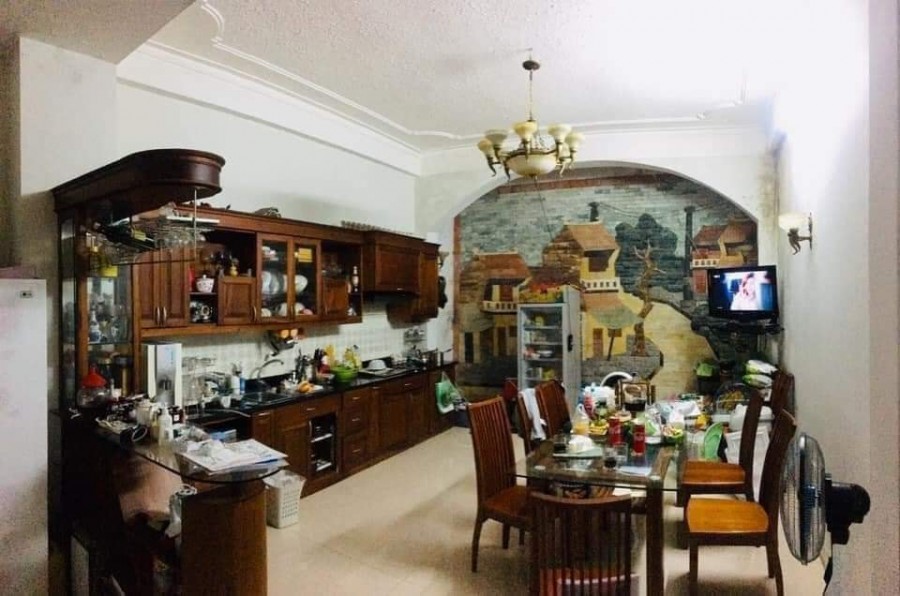 Mặt phố Hoa Bằng, kinh doanh, ô tô tránh, siêu rẻ, diện tích sử dụng 92m2, giá 13 tỷ Quận Cầu Giấy