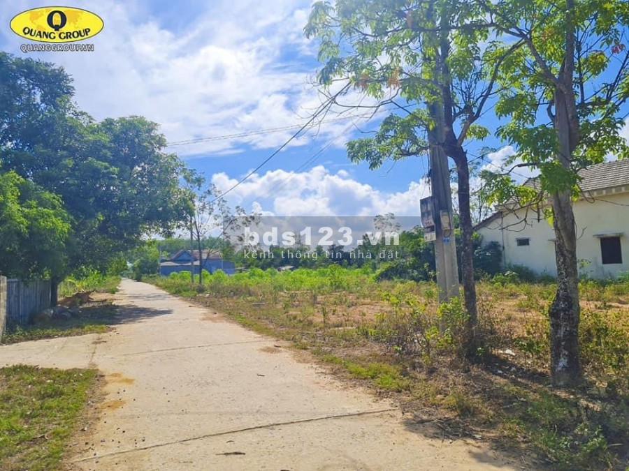Đất Lâm Lang 3, đường 8m, full đất ở, liên hệ chính chủ 0868450456, giá bán 380 triệu