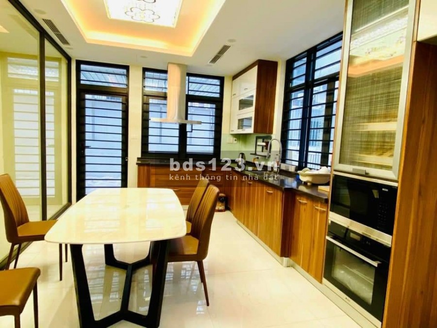 Chính chủ bán Shophouse 6 tầng mặt phố Xuân La, Tây Hồ, giá bán 35 tỷ, thương lượng