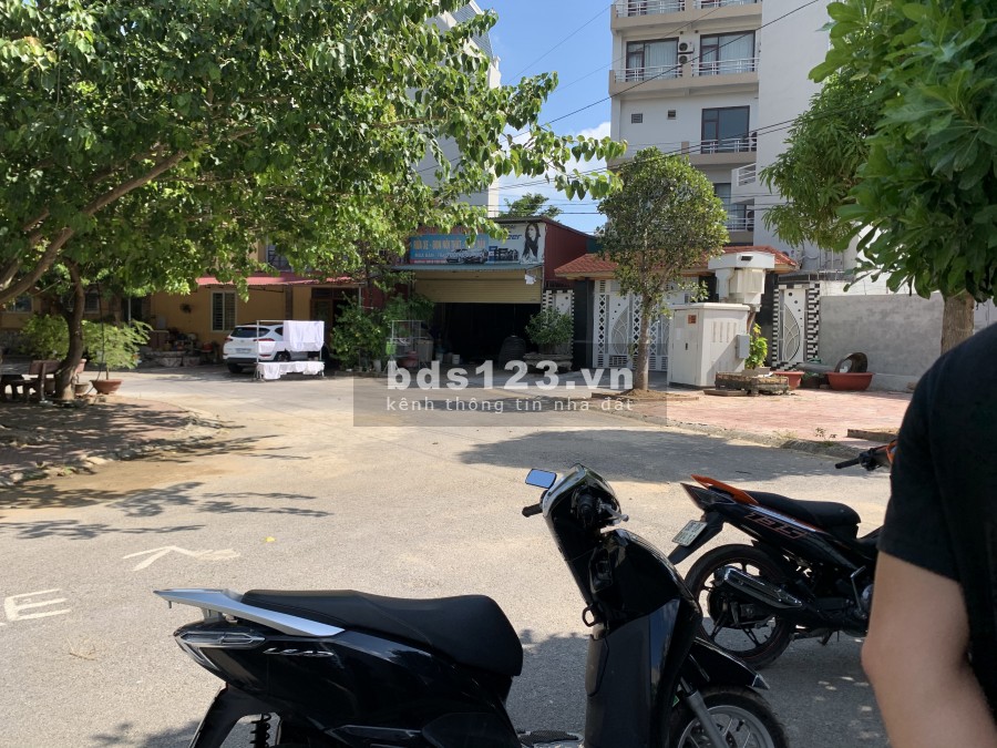 Bán đất bên cạnh Bigc Thanh Hoá, sổ hồng chính chủ , khu dân trí cao