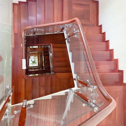 Bán nhà Chiến Thắng - Hà Đông diện tích 50m2, 6 tầng, giá 6.8 tỷ. Kinh Doanh đỉnh, ở sướng
