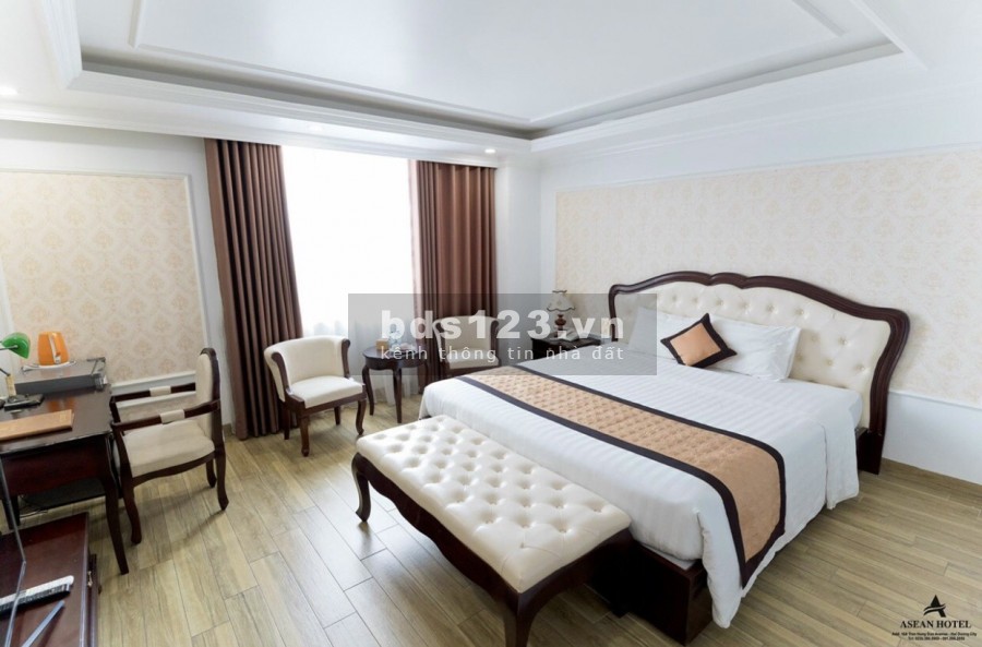 Bán 2 căn khách sạn Asean TP Hải Dương, dt 1000m2, vị trí cực đắc địa, 46 phòng, giá cực tốt