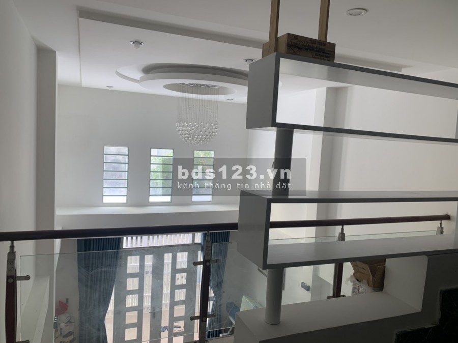 Cần bán gấp nhà mặt tiền đường số 6, Q. Bình Tân, diện tích 64m2, giá 7.5 tỷ
