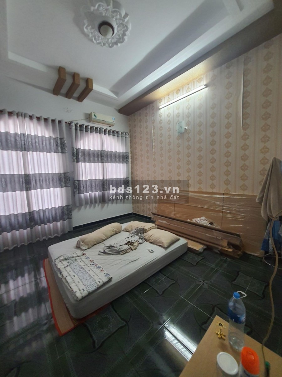 Bán nhà Gò Vấp, hẻm xe tải, 3 tầng đúc, diện tích 84m2, giá nhỉnh 7 tỷ, bê tông kiên cố