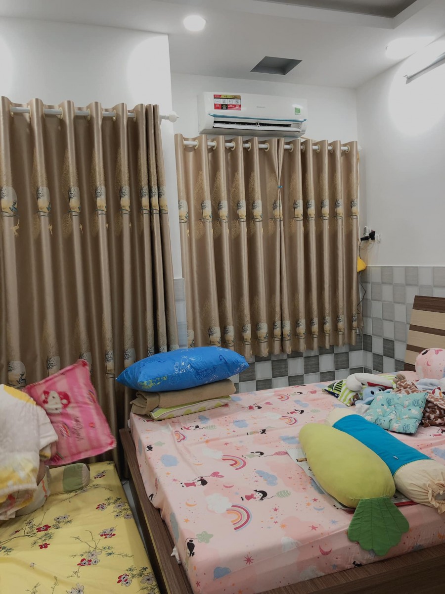 Chỉ 4 tỷ sở hữu ngay căn nhà trung tâm Quận 4, diện tích sử dụng 38m2, đúc 4 lầu